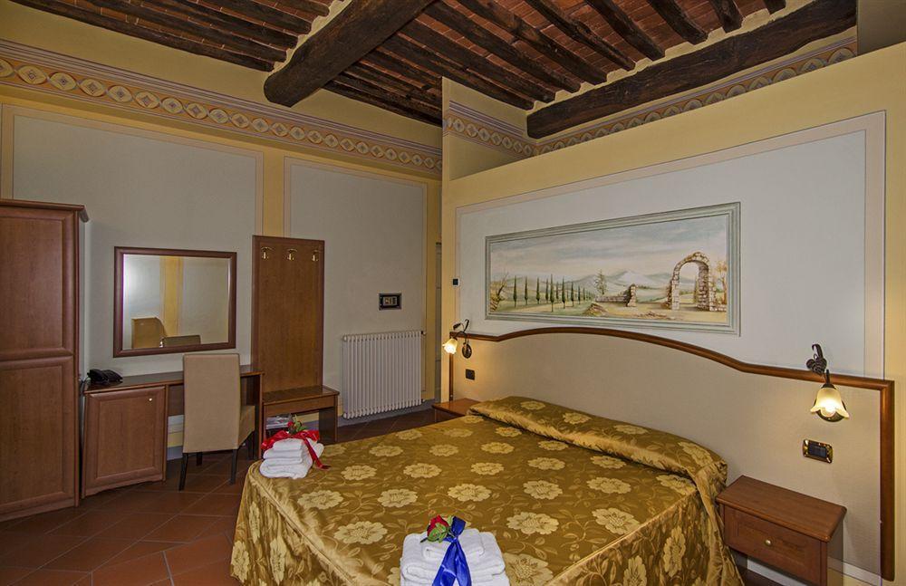 Dimora Dei Guelfi Luxury Rooms Лукка Екстер'єр фото