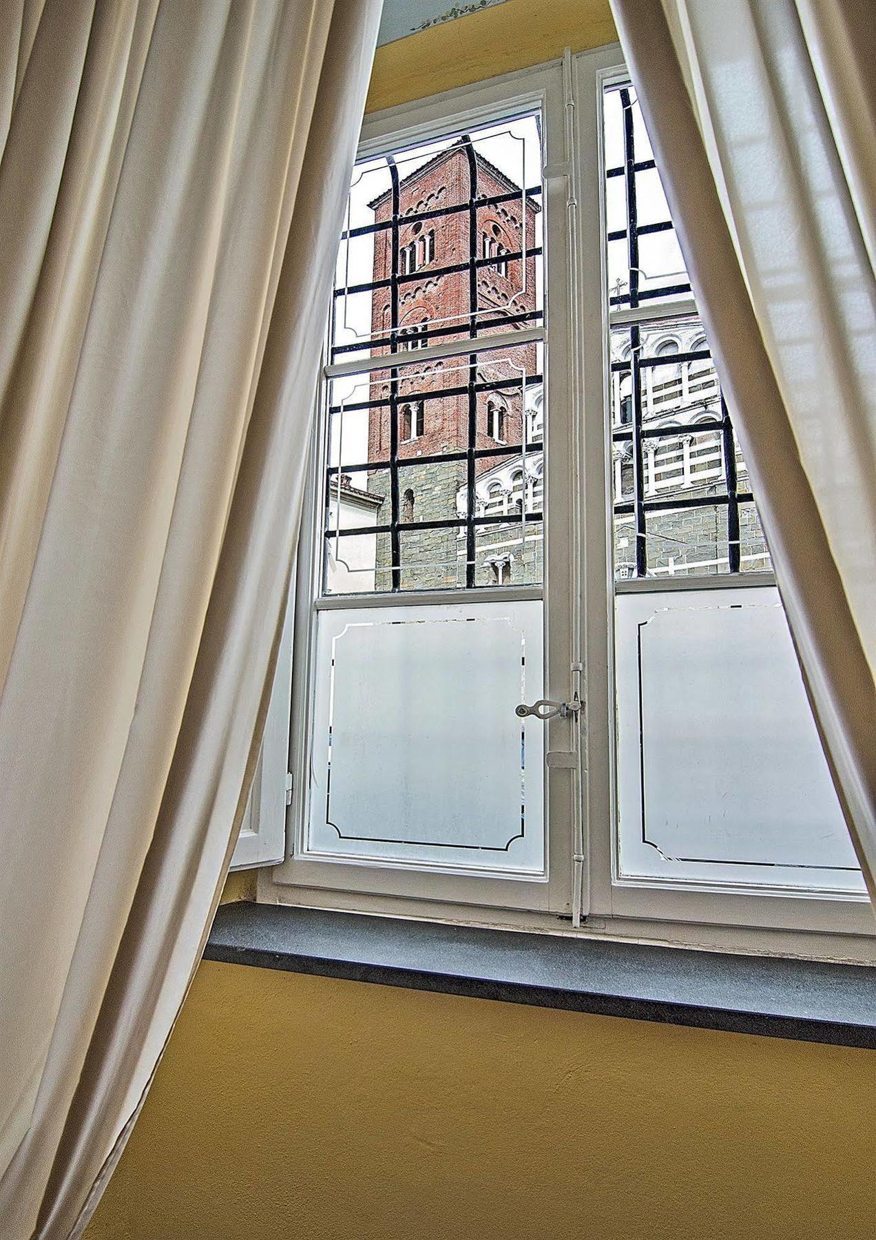 Dimora Dei Guelfi Luxury Rooms Лукка Екстер'єр фото