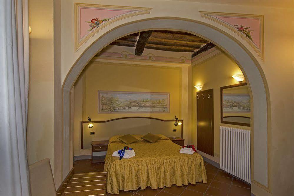 Dimora Dei Guelfi Luxury Rooms Лукка Екстер'єр фото