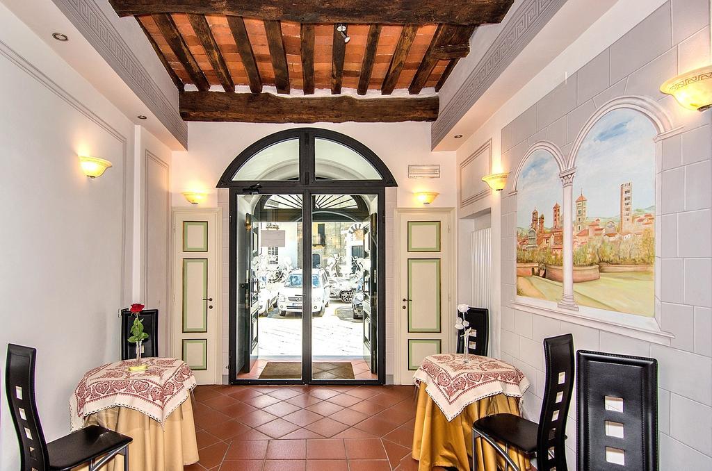 Dimora Dei Guelfi Luxury Rooms Лукка Екстер'єр фото